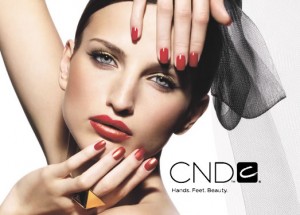 Curso de pedicura CND con torno
